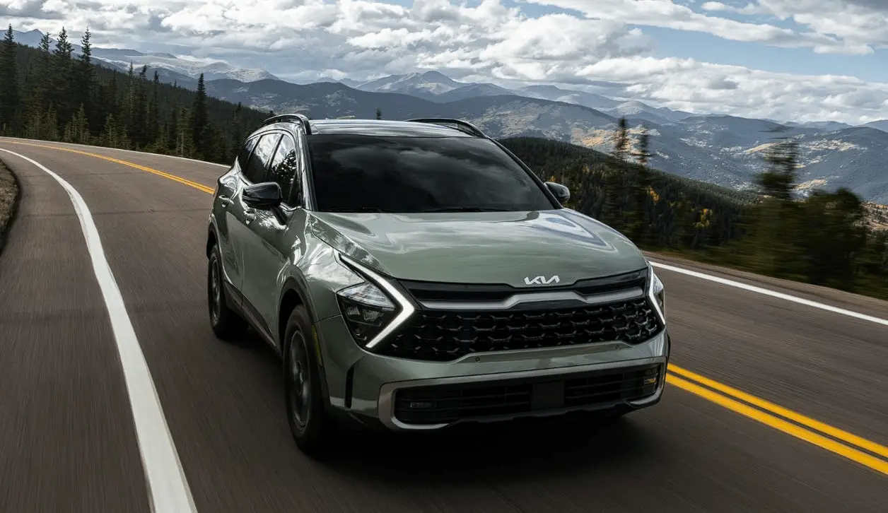 Kia 2023 Warranty and Consumer Information Guide Featured Image