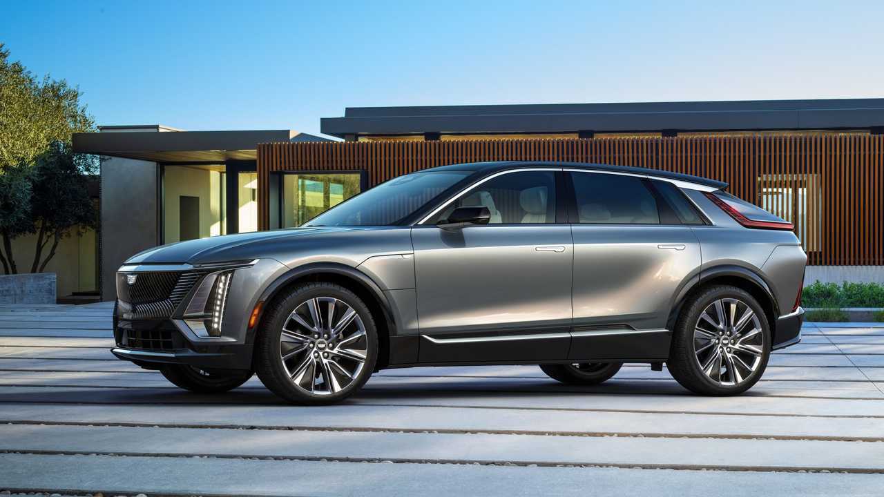 Cadillac LYRIQ 2023 FEATURE