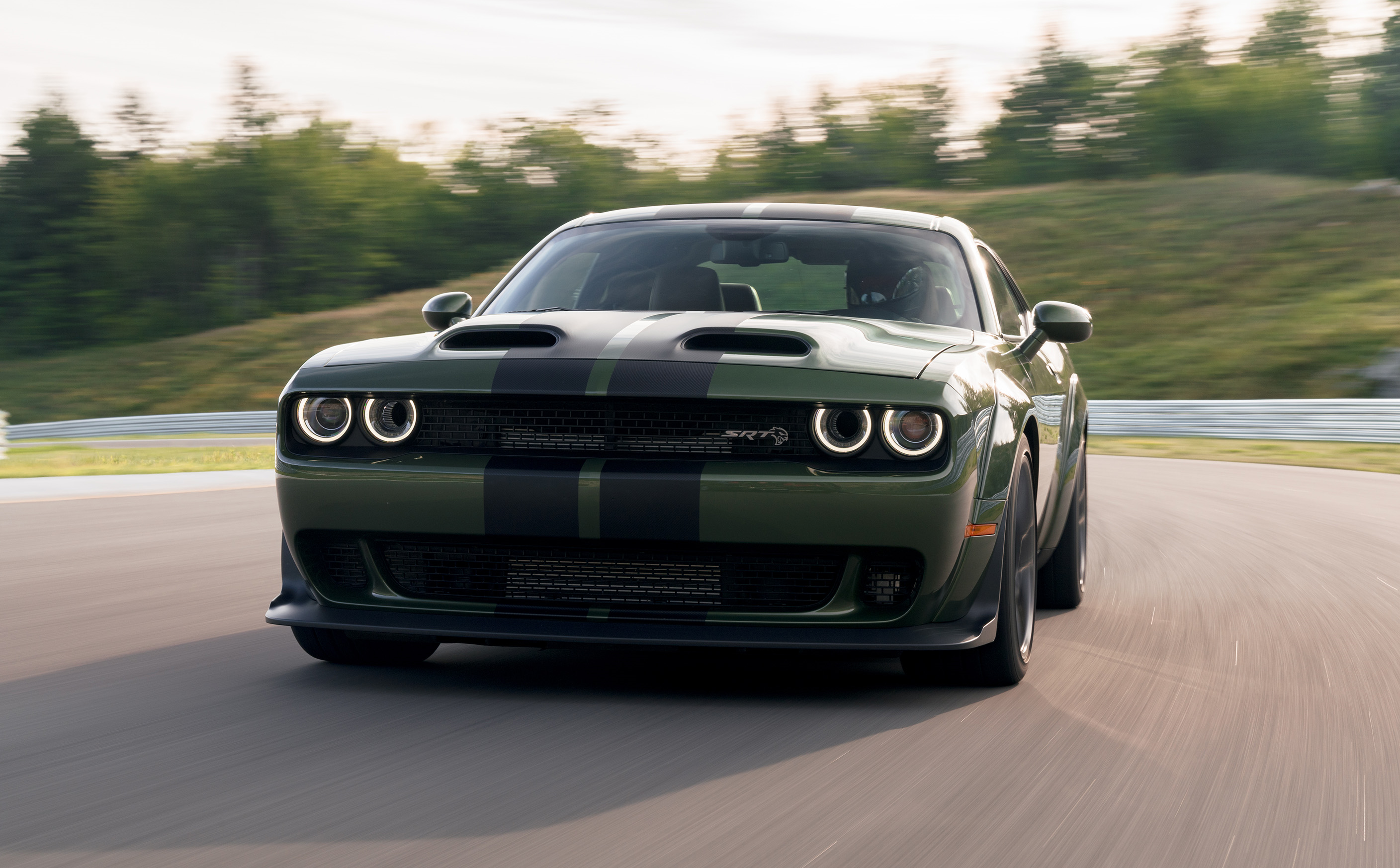 Dodge Challenger 2022 Featured Image