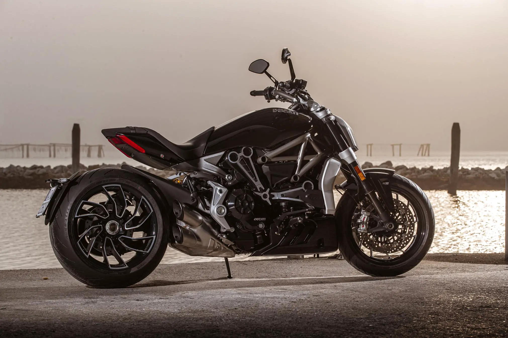 Ducati XDiavel Dark 2022-2023 featured