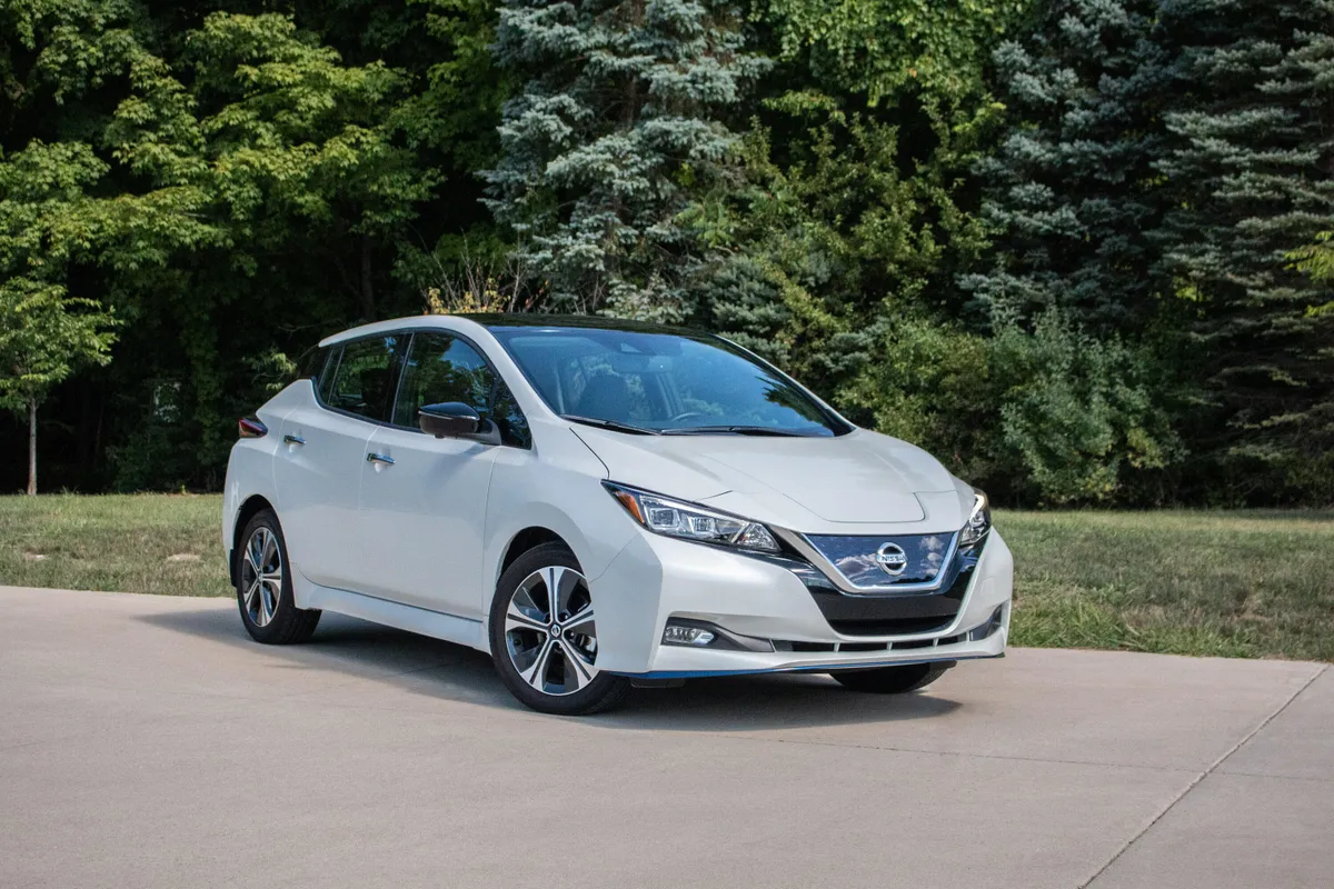 Nissan Leaf 2020 featured