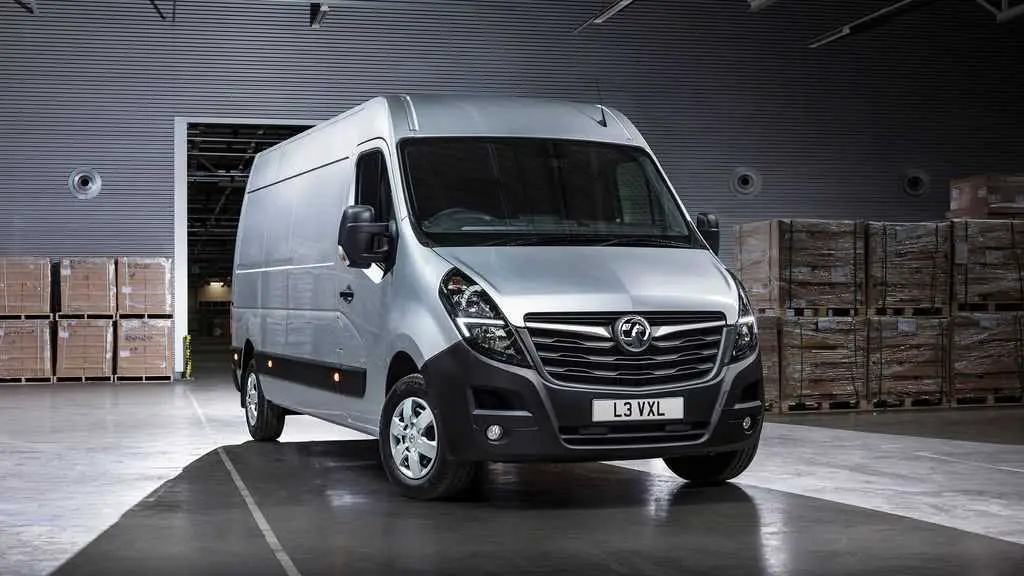 2020 Vauxhall Movano-featured
