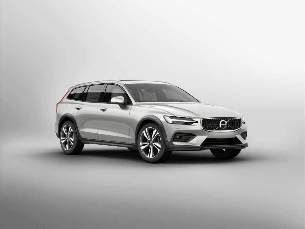 2020 Volvo V60 Cross Country feature image