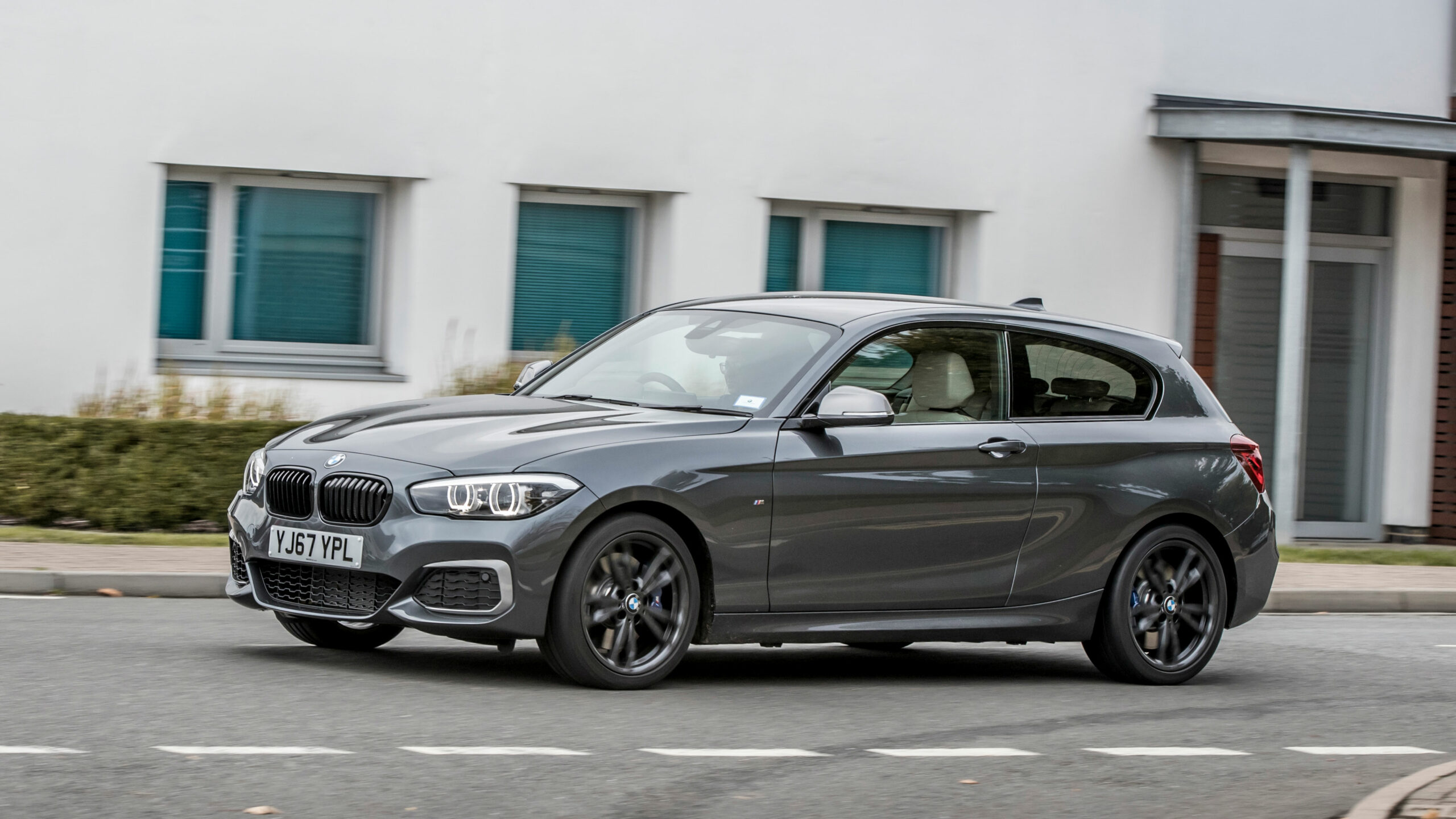 2017 BMW 1 Series featured