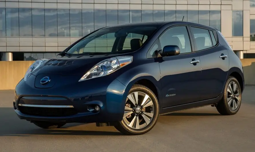 2017-Nissan-Leaf-featured