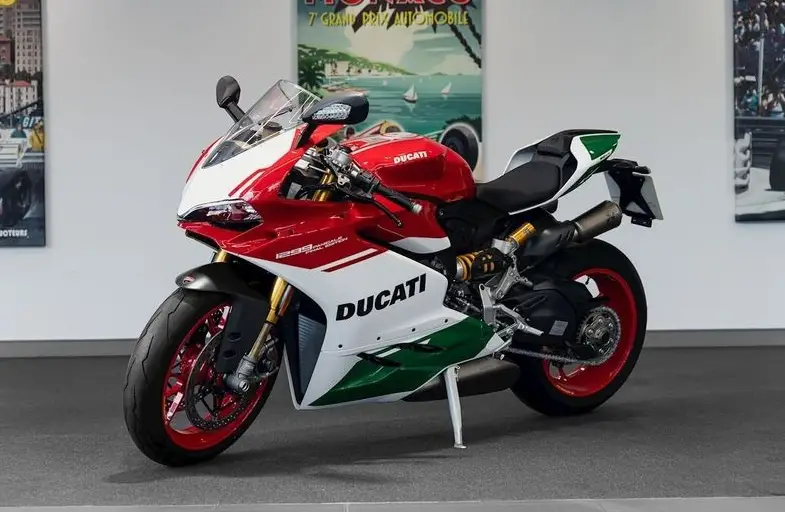 2018 Ducati 1299 Panigale R Final Edition Featured