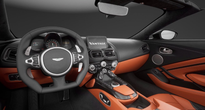 Aston-Martin-Vantage-Steering