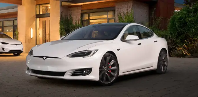 2018-Tesla-Model-S-featured