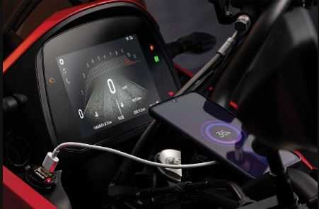 2023-Moto-Morini-X-Cape-7-MUSIC-AND-CONNECTIVITY