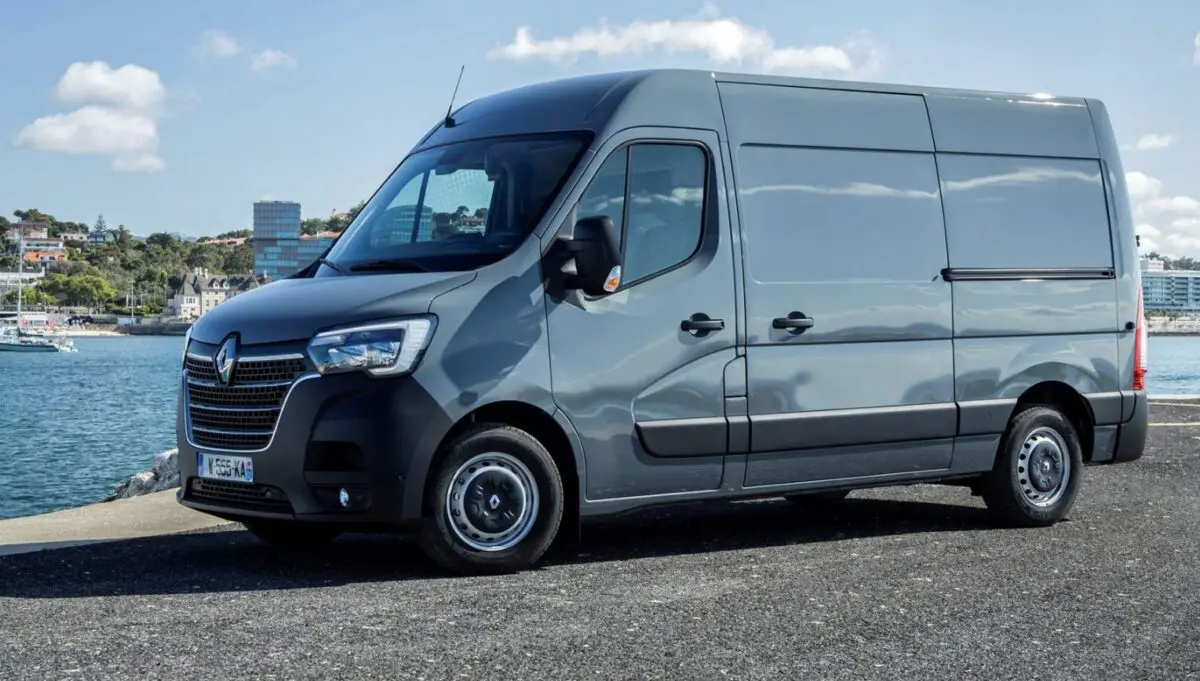 2022-Renault-Master-Owner-s-Manual-Featured