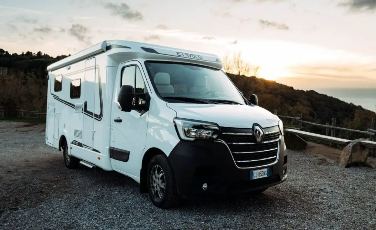 2023-Renault-Master-Owner-s-Manual-Featured