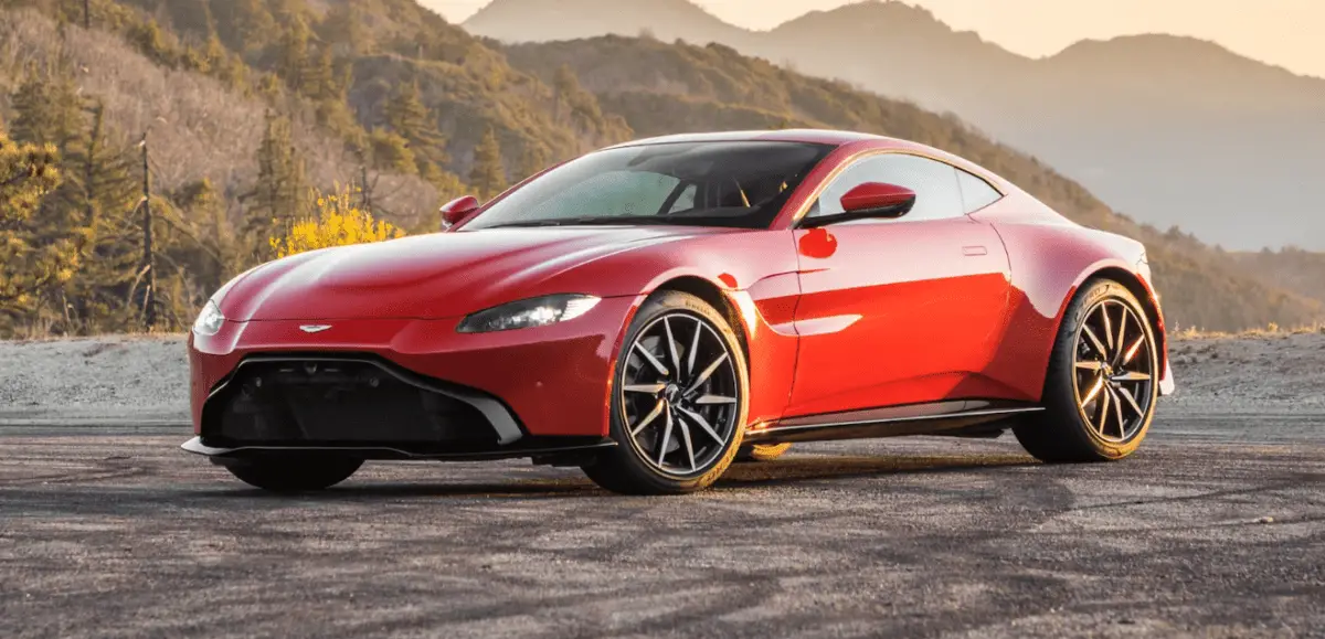 2020-Aston-Martin-Vantage-Fuses-and-Fuse-Box-How-to-fix-blown-fuse-featured
