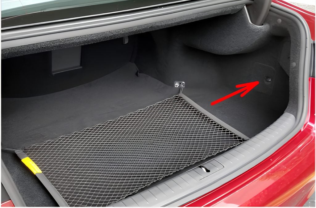 Genesis-G80-2017-2020-Luggage-Compartment-Fuse-Box-Location