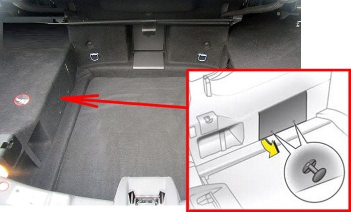 Holden-Astra-AH-2004-2009-Luggage-Compartment-Fuse-Box-Location-Twintop
