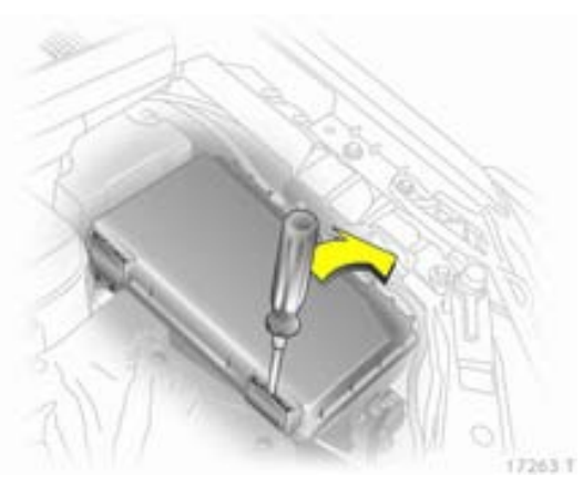 Open-the-cover-upwards-and-remove-it